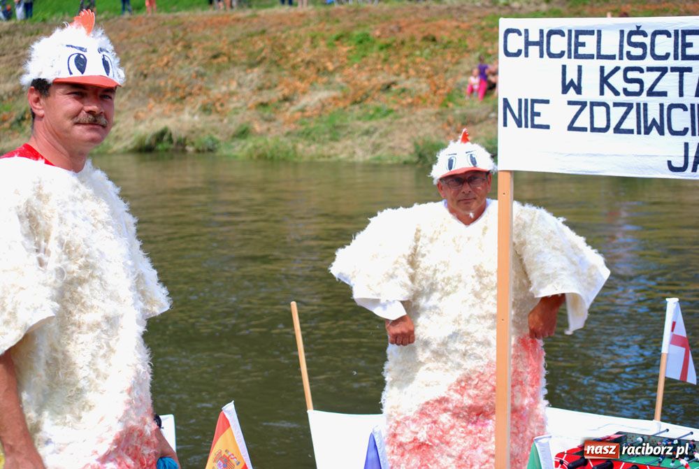 Zdjęcie w galerii na portalu naszraciborz.pl: Pływadła w rytmie Euro 2012 wiadomości z regionu