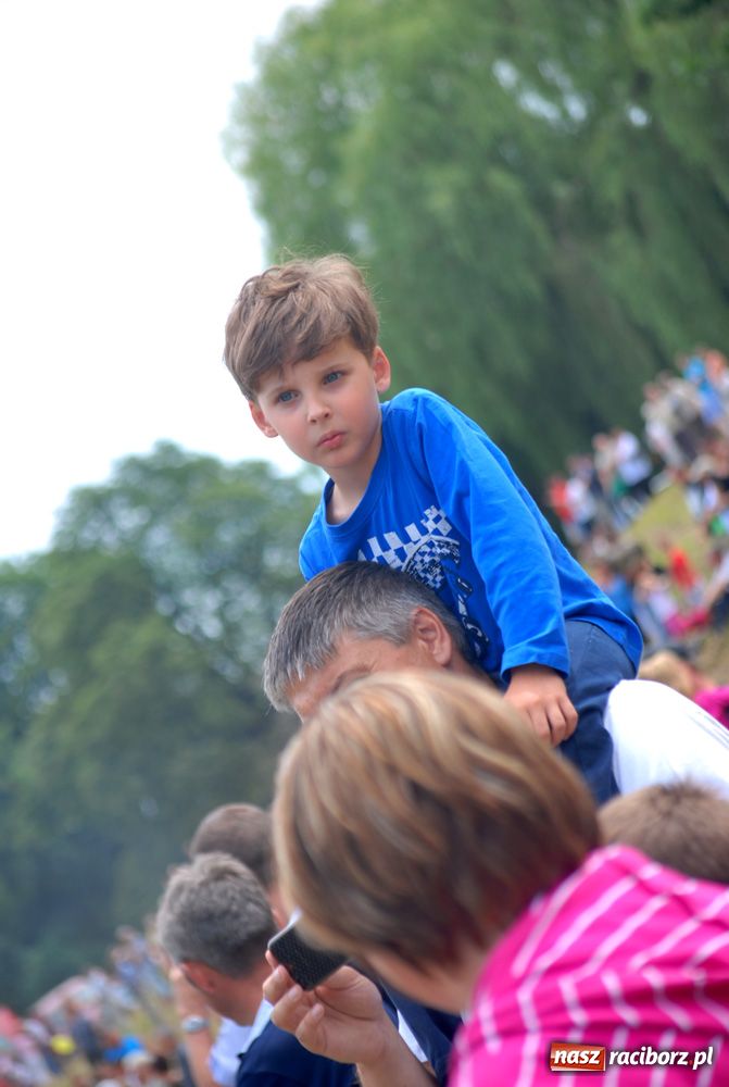 Zdjęcie w galerii na portalu naszraciborz.pl: Pływadła w rytmie Euro 2012 wiadomości z regionu