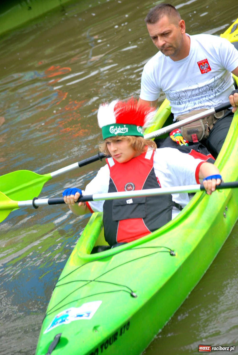 Zdjęcie w galerii na portalu naszraciborz.pl: Pływadła w rytmie Euro 2012 wiadomości z regionu