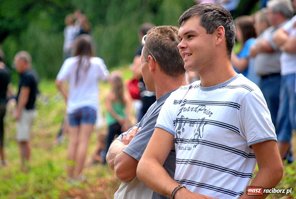 Zdjęcie w galerii na portalu naszraciborz.pl: Pływadła w rytmie Euro 2012 wiadomości z regionu