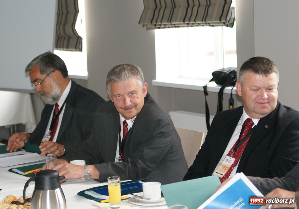 Zdjęcie w galerii na portalu naszraciborz.pl: PWSZ nawiąże współpracę z Francuzami wiadomości z regionu