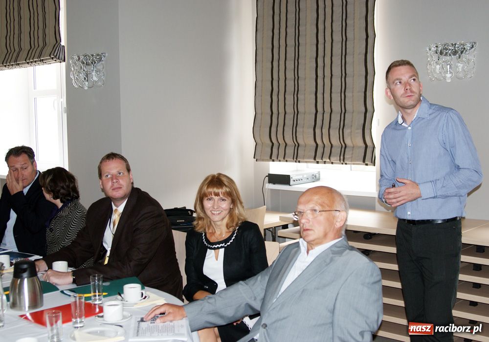Zdjęcie w galerii na portalu naszraciborz.pl: PWSZ nawiąże współpracę z Francuzami wiadomości z regionu