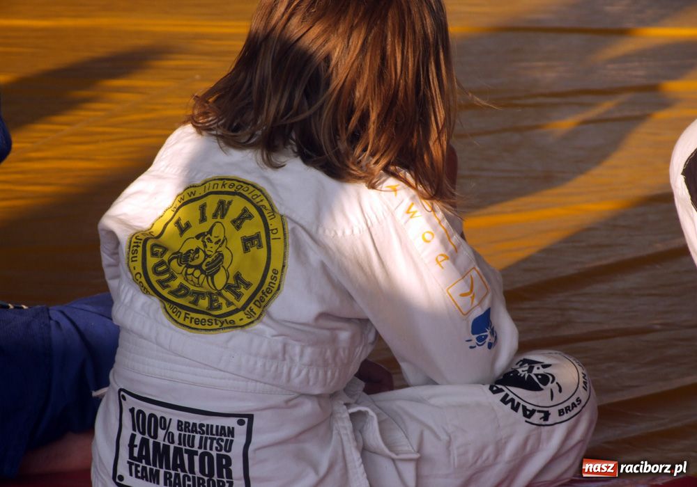 Zdjęcie w galerii na portalu naszraciborz.pl: Łamatorzy trenowali z olimpijczykiem wiadomości z regionu