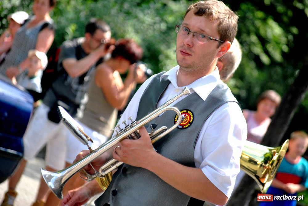 Zdjęcie w galerii na portalu naszraciborz.pl: Przemarsz i występy z okazji Dni Raciborza wiadomości z regionu