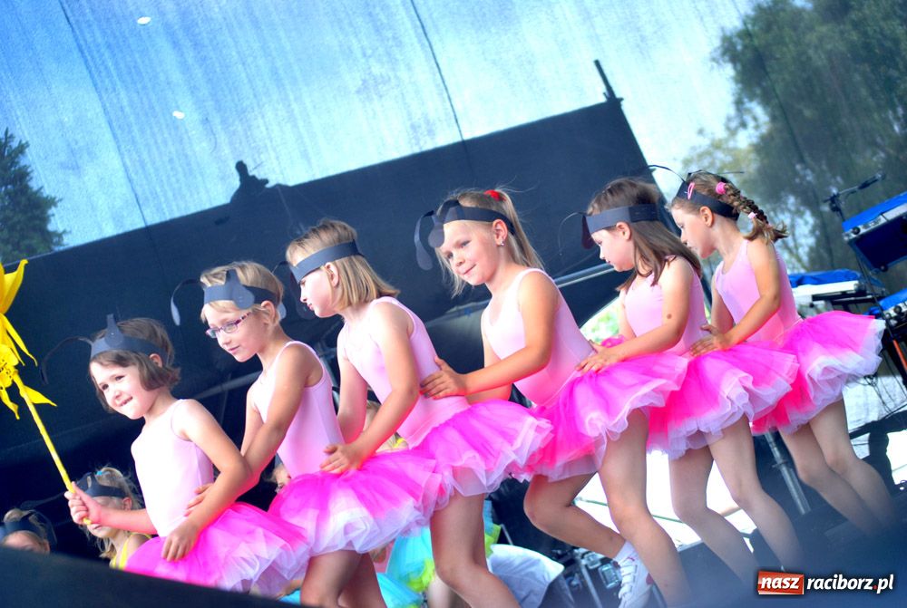 Zdjęcie w galerii na portalu naszraciborz.pl: Przemarsz i występy z okazji Dni Raciborza wiadomości z regionu