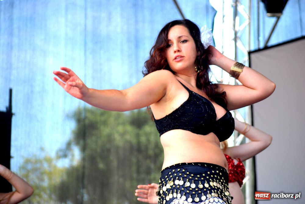 Zdjęcie w galerii na portalu naszraciborz.pl: Przemarsz i występy z okazji Dni Raciborza wiadomości z regionu