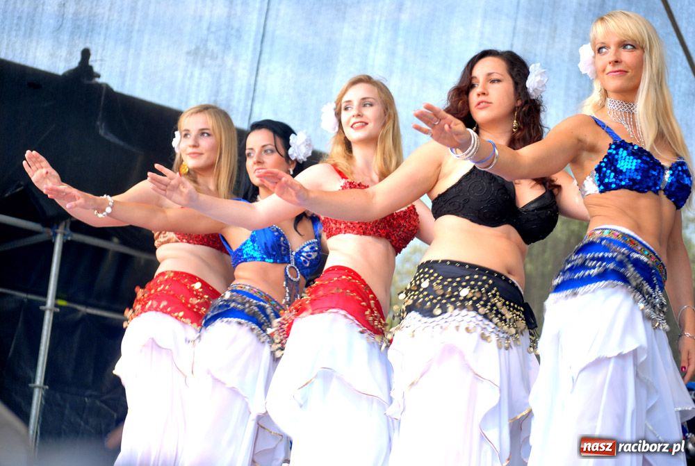 Zdjęcie w galerii na portalu naszraciborz.pl: Przemarsz i występy z okazji Dni Raciborza wiadomości z regionu