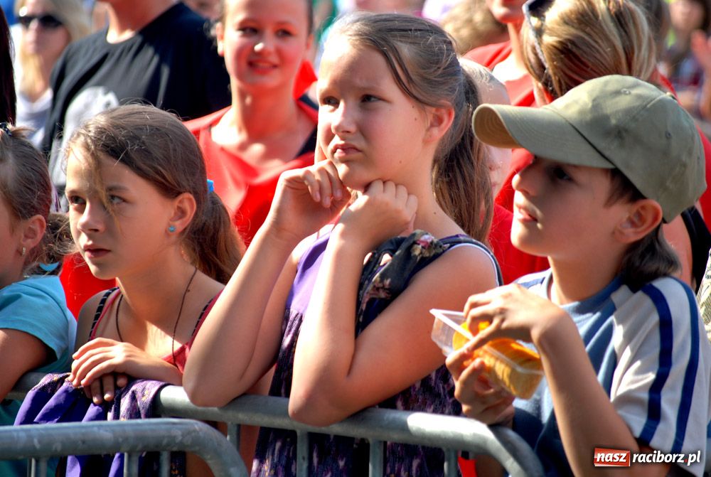 Zdjęcie w galerii na portalu naszraciborz.pl: Przemarsz i występy z okazji Dni Raciborza wiadomości z regionu
