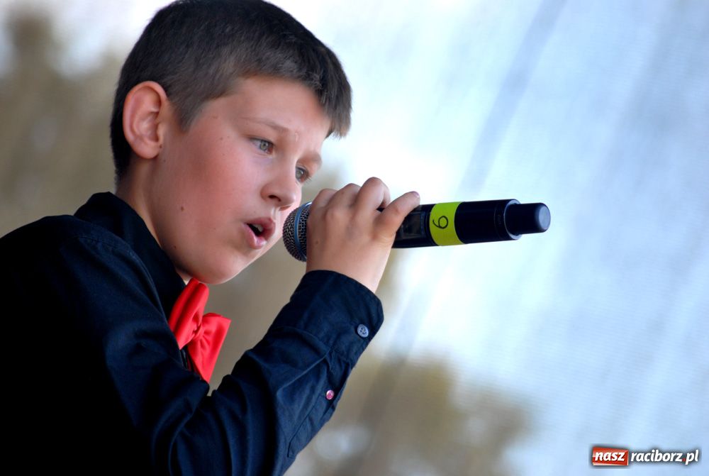 Zdjęcie w galerii na portalu naszraciborz.pl: Przemarsz i występy z okazji Dni Raciborza wiadomości z regionu