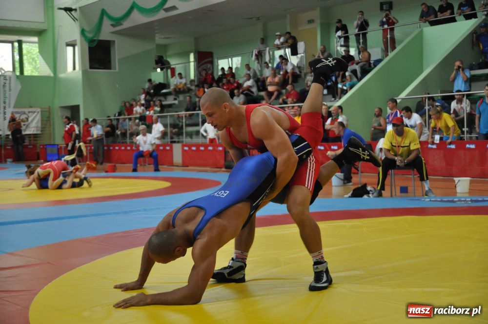Zdjęcie w galerii na portalu naszraciborz.pl: Światowa czołówka walczy w Arenie Rafako wiadomości z regionu