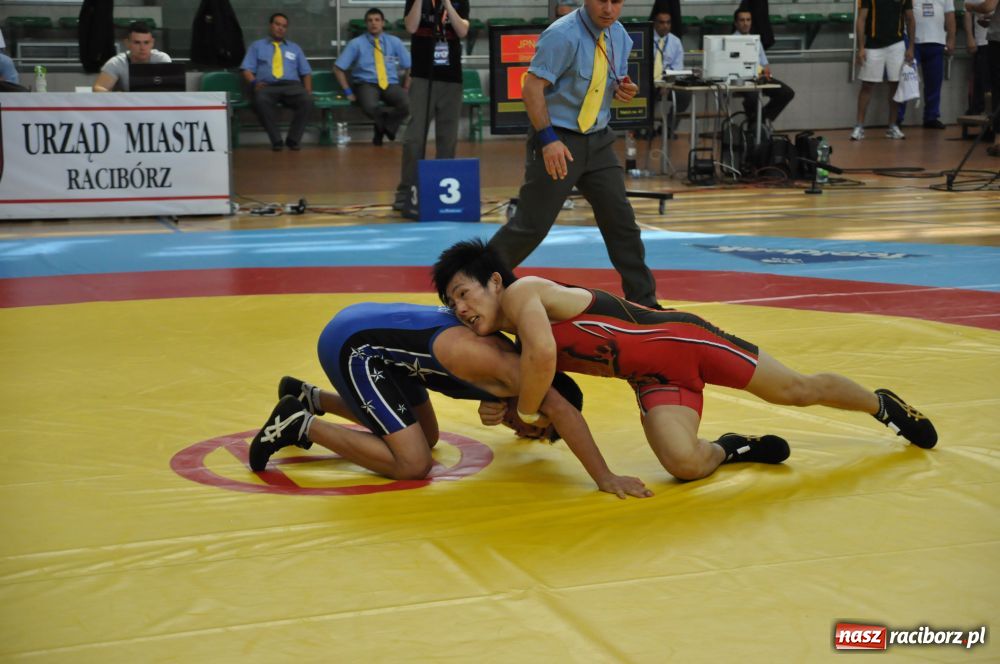 Zdjęcie w galerii na portalu naszraciborz.pl: Światowa czołówka walczy w Arenie Rafako wiadomości z regionu