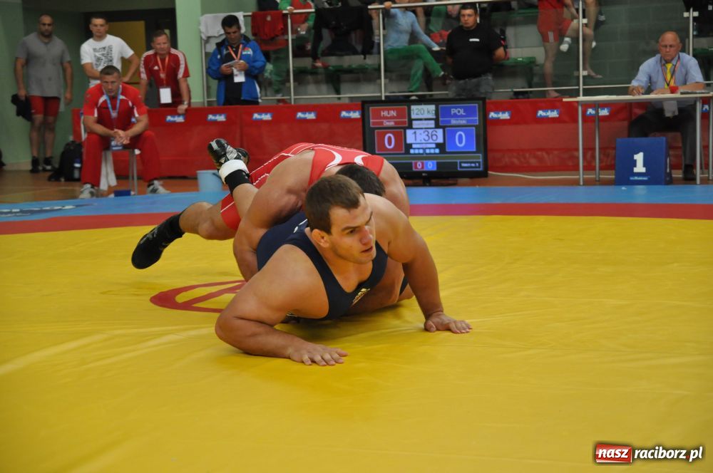 Zdjęcie w galerii na portalu naszraciborz.pl: Światowa czołówka walczy w Arenie Rafako wiadomości z regionu