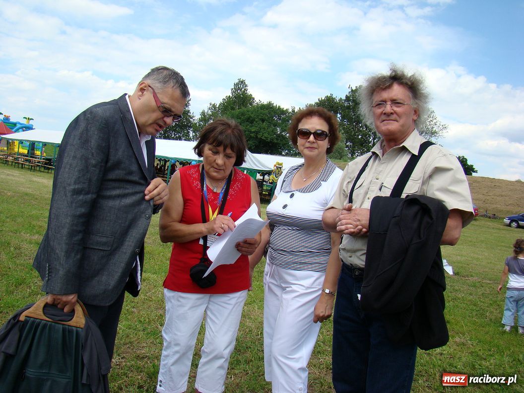 Zdjęcie w galerii na portalu naszraciborz.pl: Przystanek Turze: pływadła zacumowały wiadomości z regionu