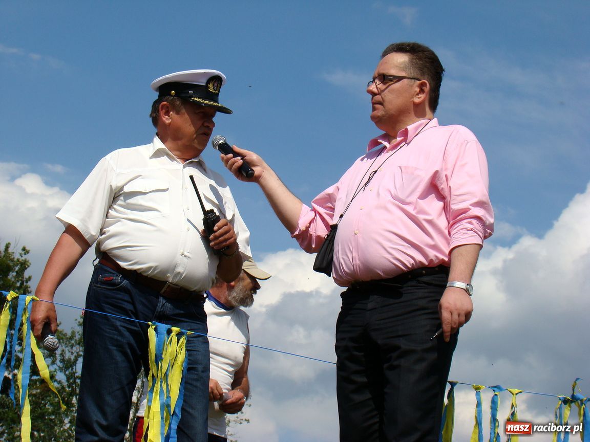 Zdjęcie w galerii na portalu naszraciborz.pl: Przystanek Turze: pływadła zacumowały wiadomości z regionu