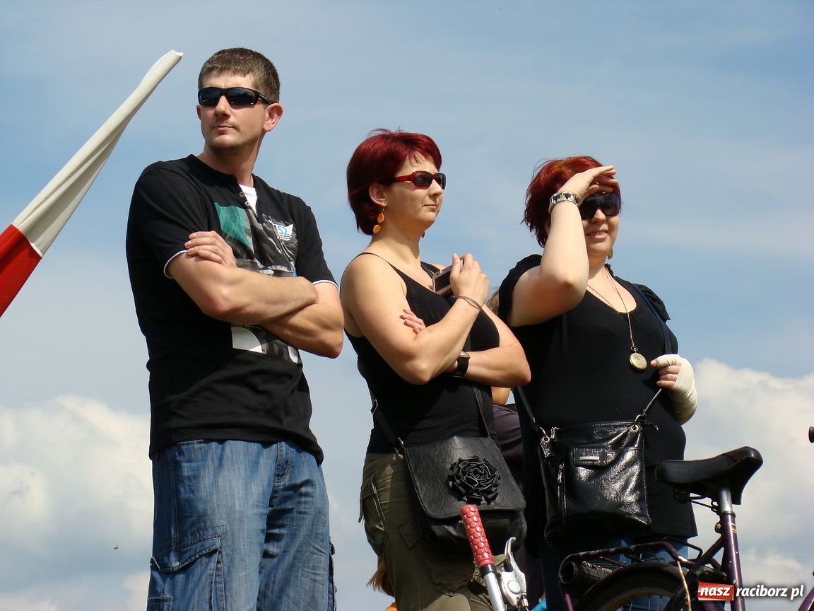 Zdjęcie w galerii na portalu naszraciborz.pl: Przystanek Turze: pływadła zacumowały wiadomości z regionu