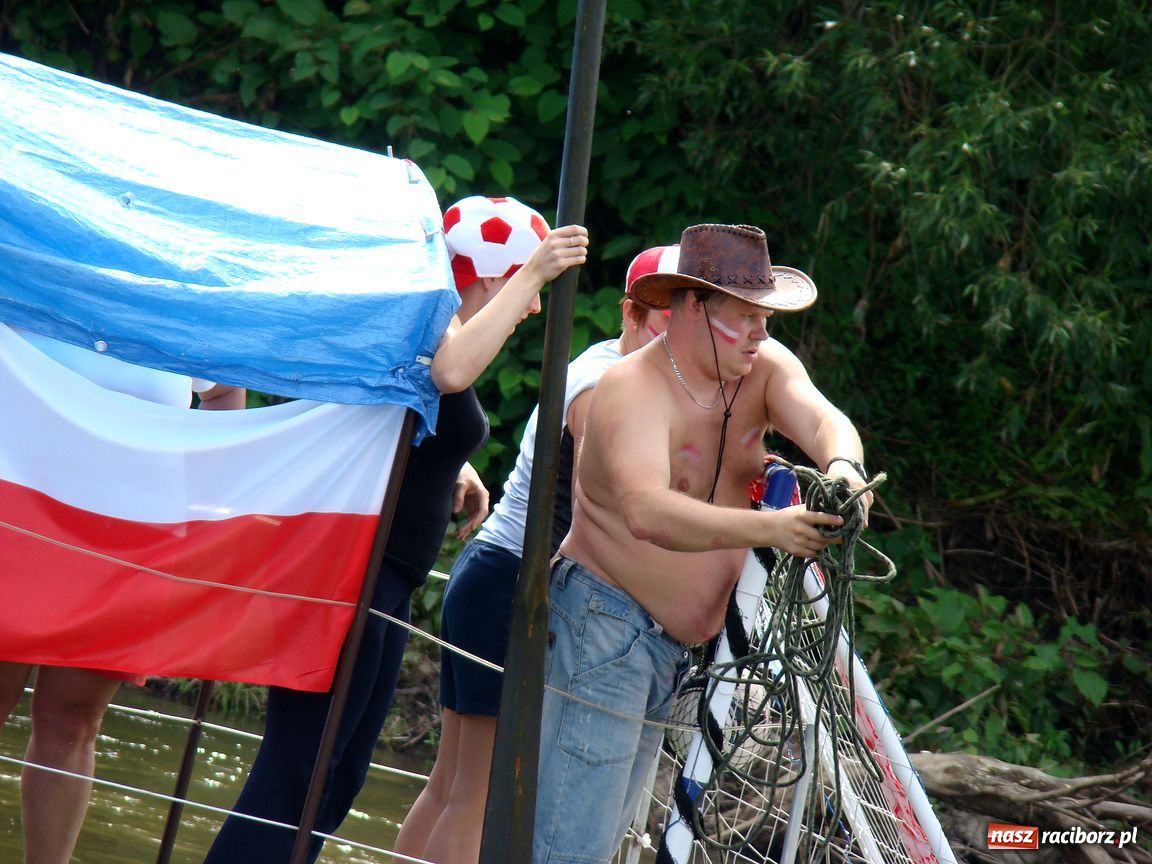 Zdjęcie w galerii na portalu naszraciborz.pl: Przystanek Turze: pływadła zacumowały wiadomości z regionu