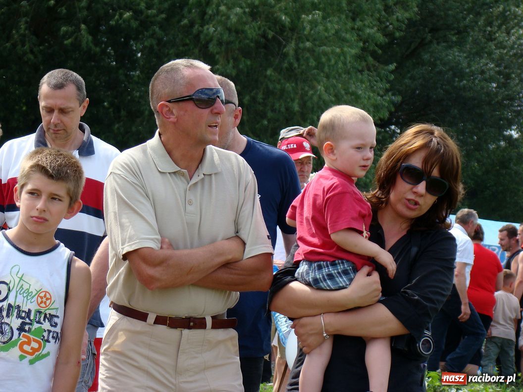 Zdjęcie w galerii na portalu naszraciborz.pl: Przystanek Turze: pływadła zacumowały wiadomości z regionu