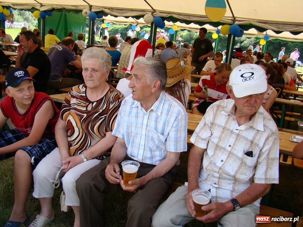 Zdjęcie w galerii na portalu naszraciborz.pl: Przystanek Turze: pływadła zacumowały wiadomości z regionu