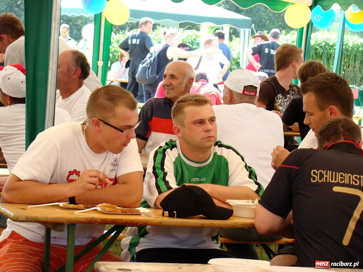 Zdjęcie w galerii na portalu naszraciborz.pl: Przystanek Turze: pływadła zacumowały wiadomości z regionu