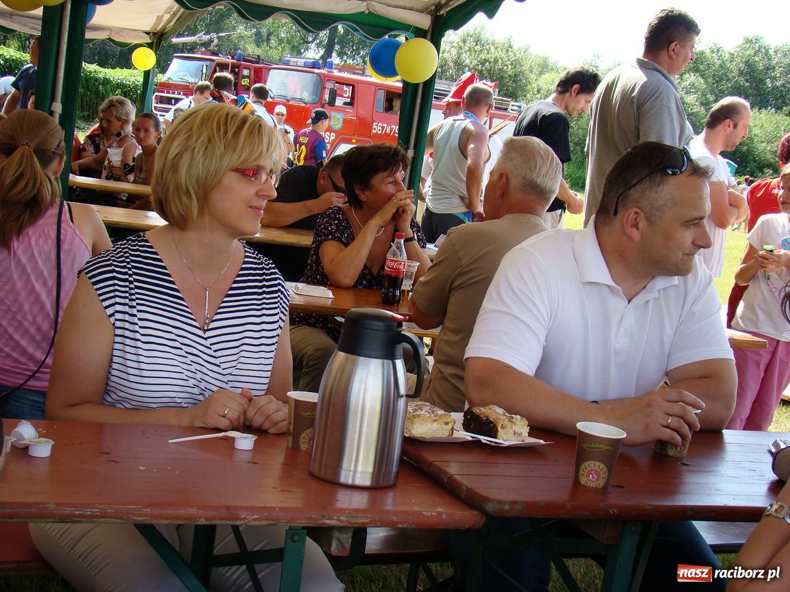 Zdjęcie w galerii na portalu naszraciborz.pl: Przystanek Turze: pływadła zacumowały wiadomości z regionu
