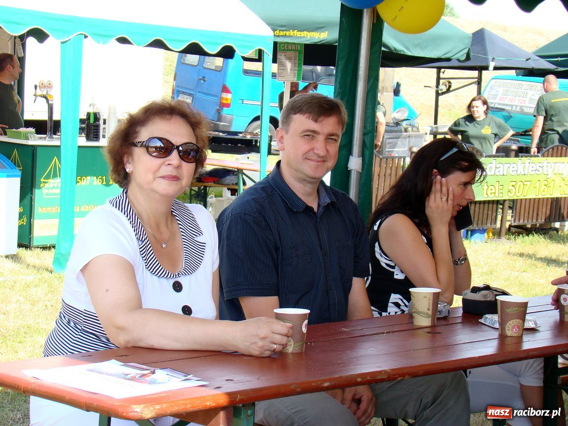 Zdjęcie w galerii na portalu naszraciborz.pl: Przystanek Turze: pływadła zacumowały wiadomości z regionu