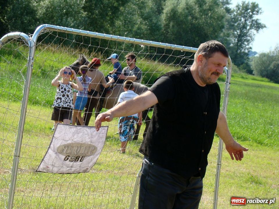 Zdjęcie w galerii na portalu naszraciborz.pl: Przystanek Turze: pływadła zacumowały wiadomości z regionu