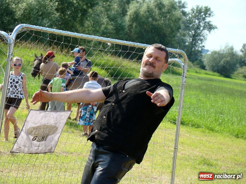 Zdjęcie w galerii na portalu naszraciborz.pl: Przystanek Turze: pływadła zacumowały wiadomości z regionu