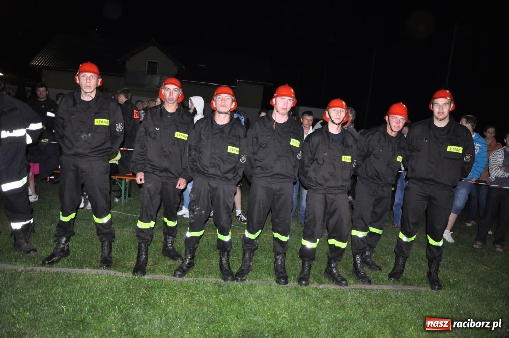 Zdjęcie w galerii na portalu naszraciborz.pl: Nocne zawody - faworyci nie zawiedli wiadomości z regionu