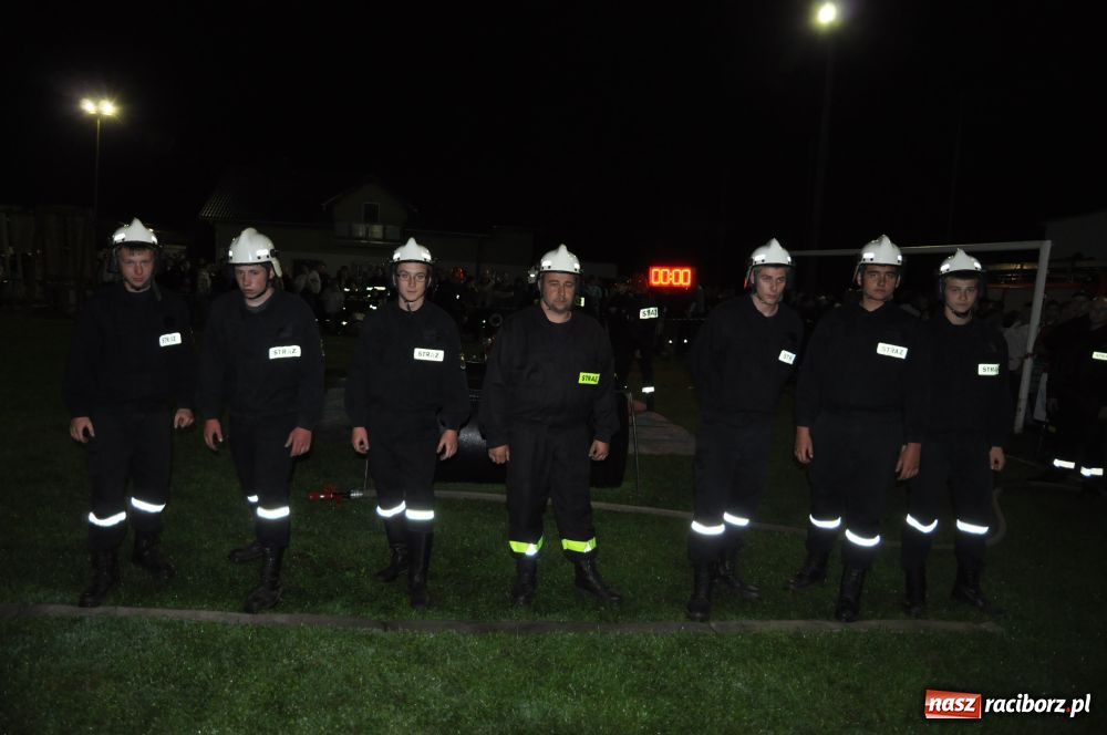 Zdjęcie w galerii na portalu naszraciborz.pl: Nocne zawody - faworyci nie zawiedli wiadomości z regionu