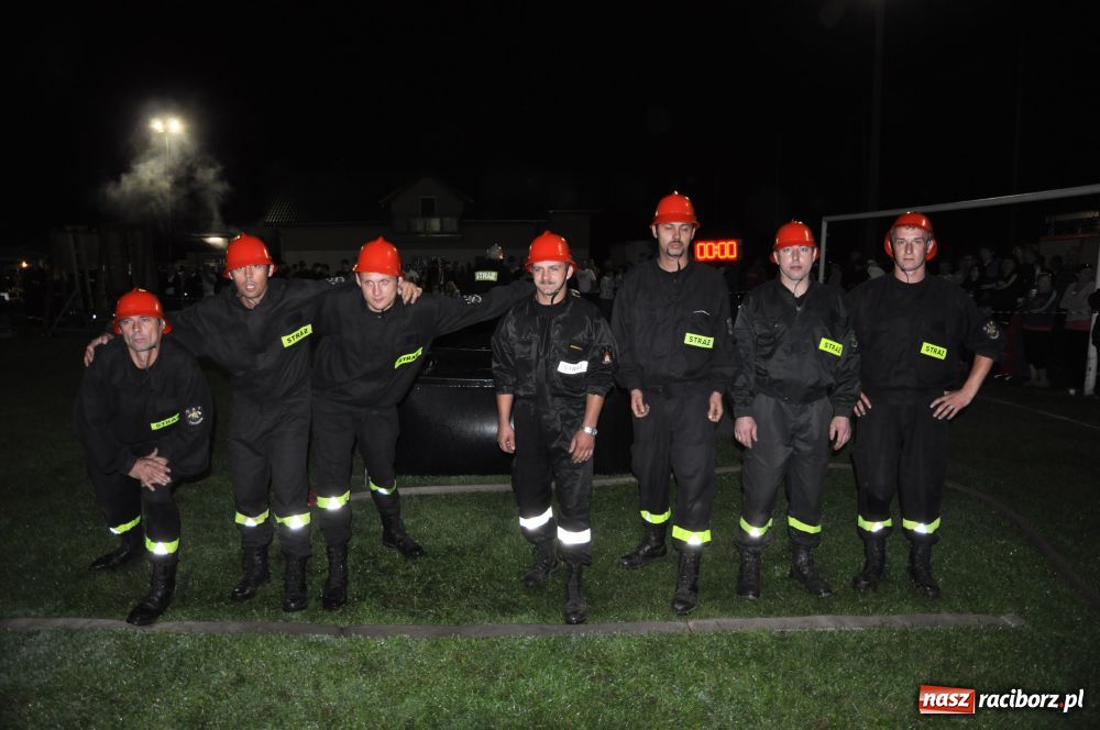 Zdjęcie w galerii na portalu naszraciborz.pl: Nocne zawody - faworyci nie zawiedli wiadomości z regionu