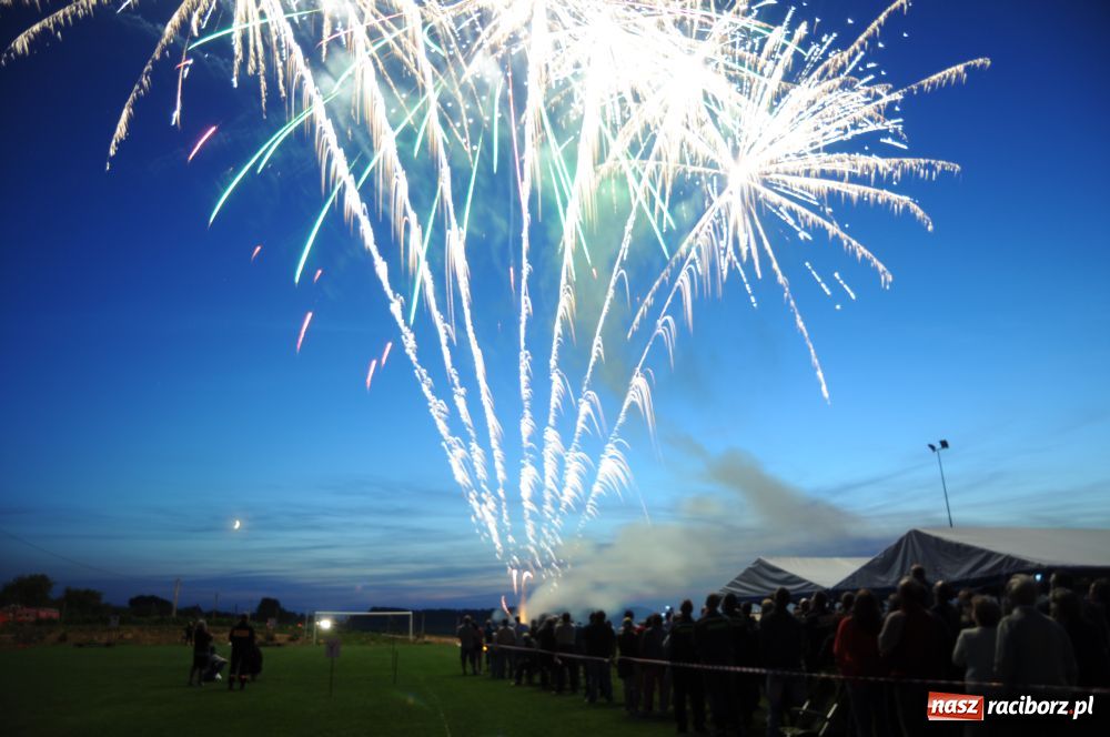 Zdjęcie w galerii na portalu naszraciborz.pl: Nocne zawody - faworyci nie zawiedli wiadomości z regionu