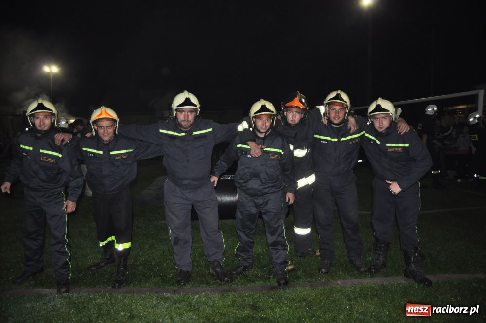 Zdjęcie w galerii na portalu naszraciborz.pl: Nocne zawody - faworyci nie zawiedli wiadomości z regionu