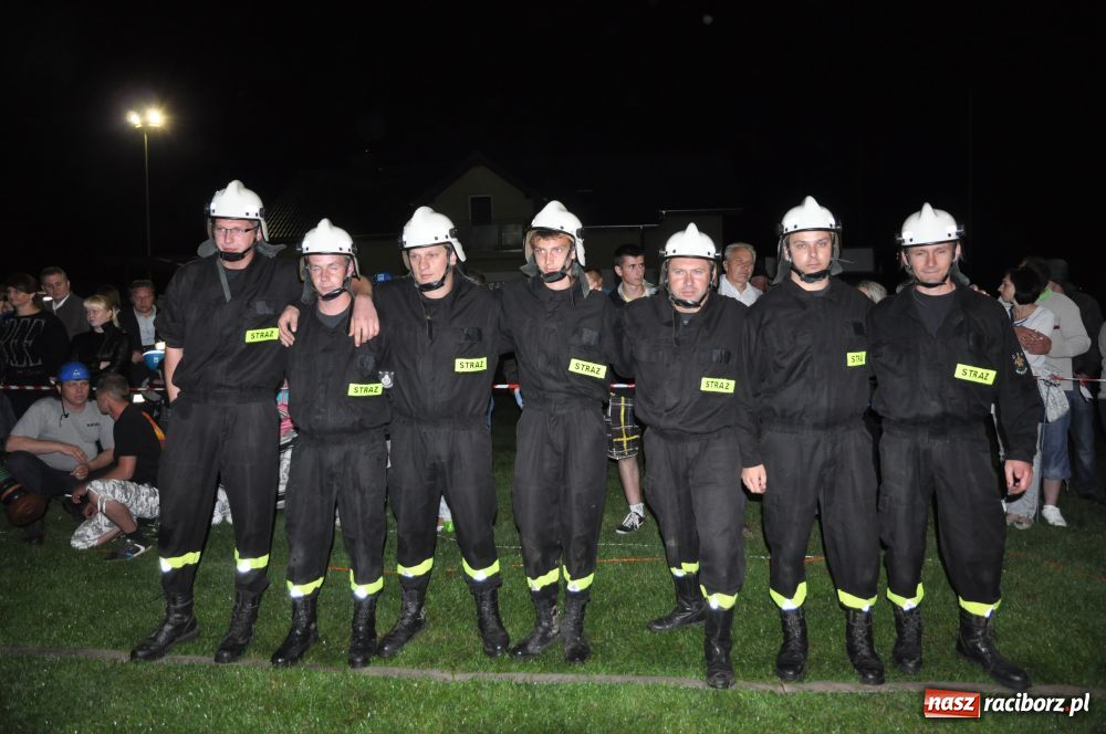 Zdjęcie w galerii na portalu naszraciborz.pl: Nocne zawody - faworyci nie zawiedli wiadomości z regionu