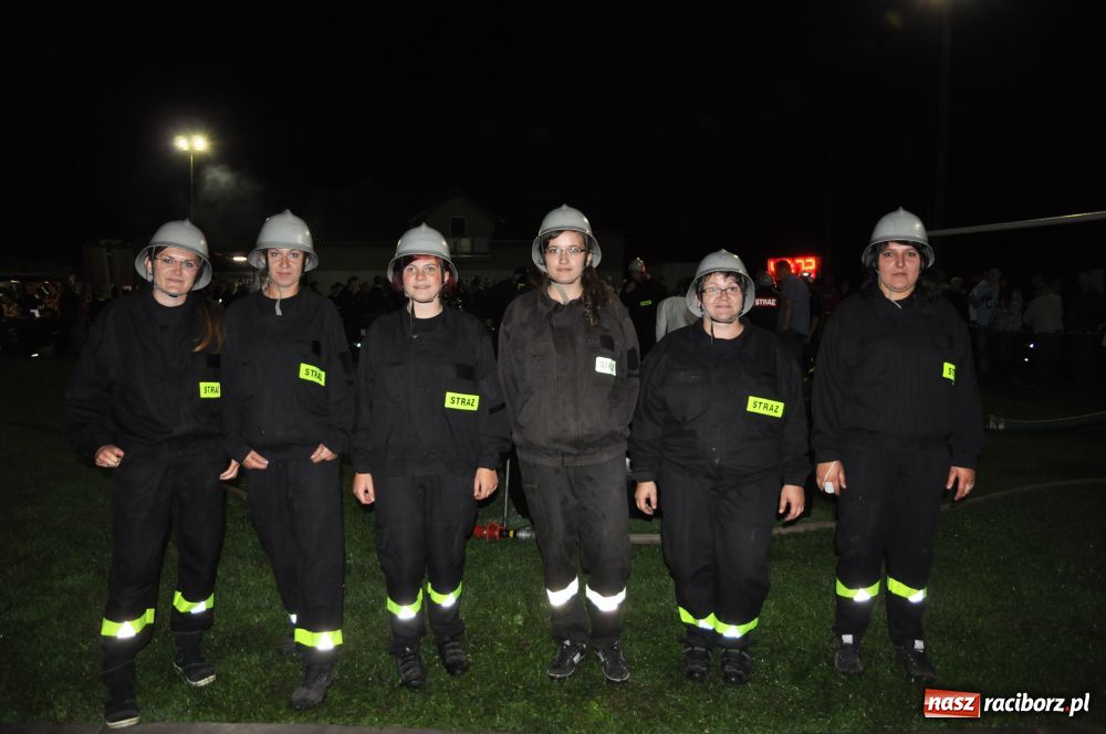 Zdjęcie w galerii na portalu naszraciborz.pl: Nocne zawody - faworyci nie zawiedli wiadomości z regionu