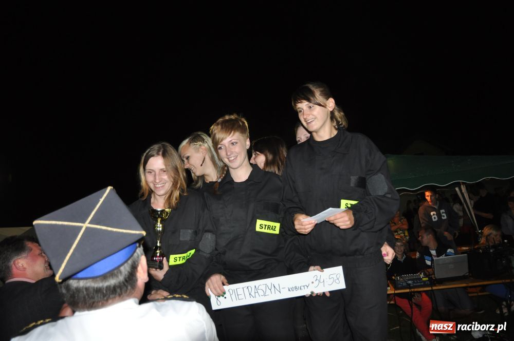 Zdjęcie w galerii na portalu naszraciborz.pl: Nocne zawody - faworyci nie zawiedli wiadomości z regionu
