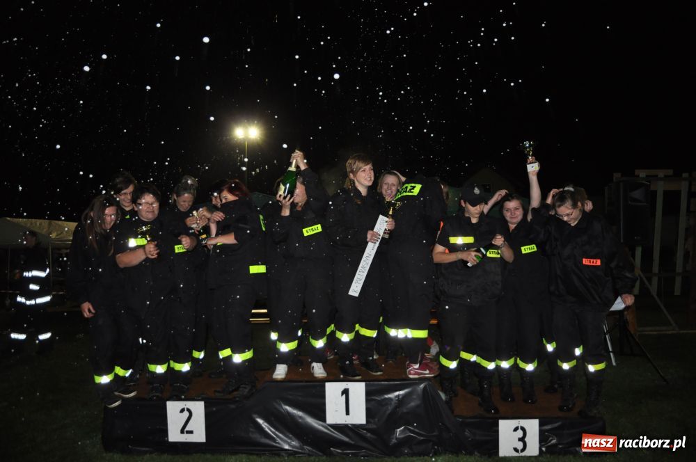 Zdjęcie w galerii na portalu naszraciborz.pl: Nocne zawody - faworyci nie zawiedli wiadomości z regionu