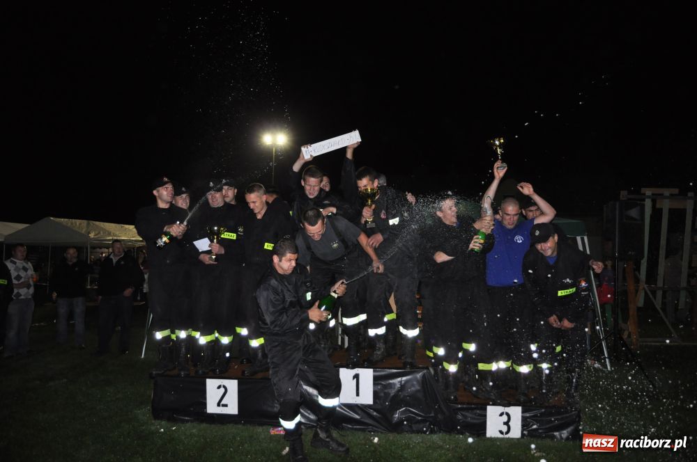 Zdjęcie w galerii na portalu naszraciborz.pl: Nocne zawody - faworyci nie zawiedli wiadomości z regionu