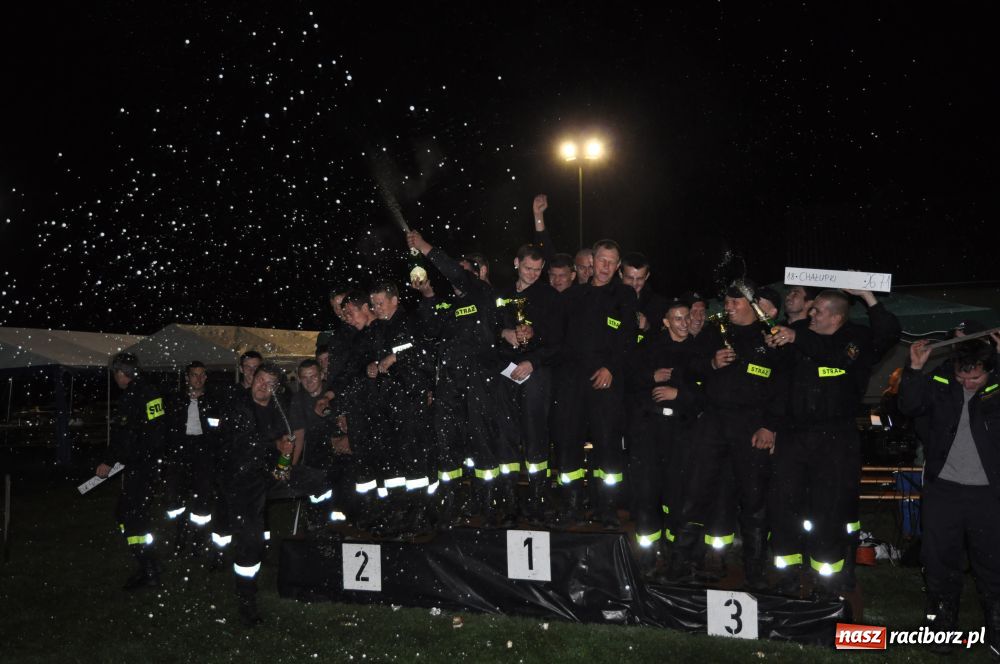 Zdjęcie w galerii na portalu naszraciborz.pl: Nocne zawody - faworyci nie zawiedli wiadomości z regionu