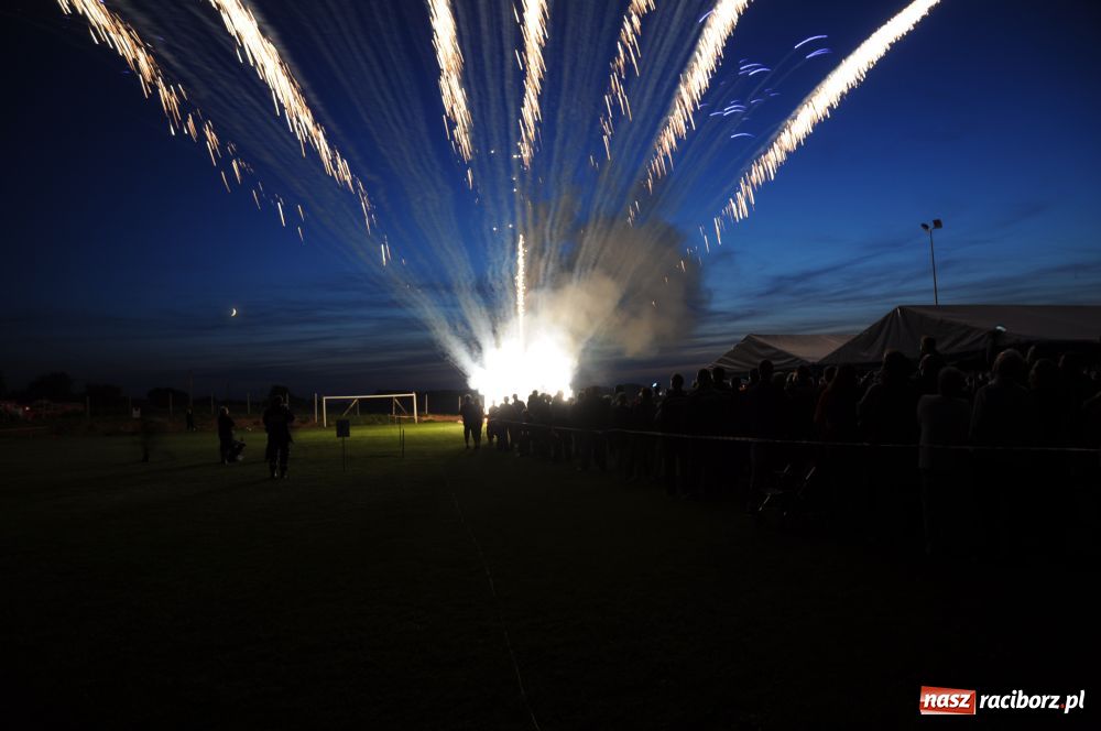 Zdjęcie w galerii na portalu naszraciborz.pl: Nocne zawody - faworyci nie zawiedli wiadomości z regionu