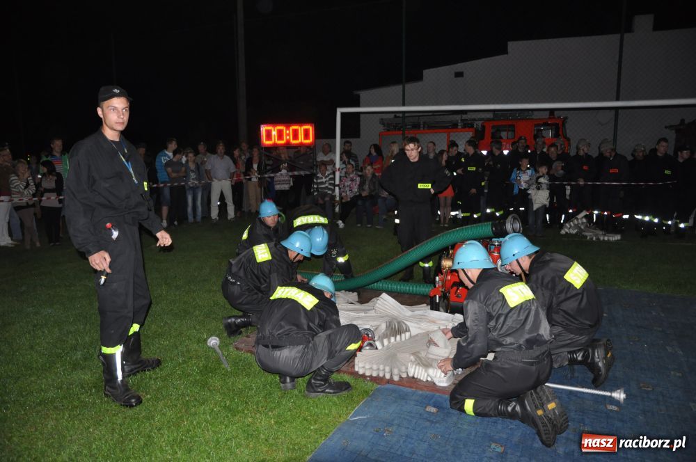 Zdjęcie w galerii na portalu naszraciborz.pl: Nocne zawody - faworyci nie zawiedli wiadomości z regionu