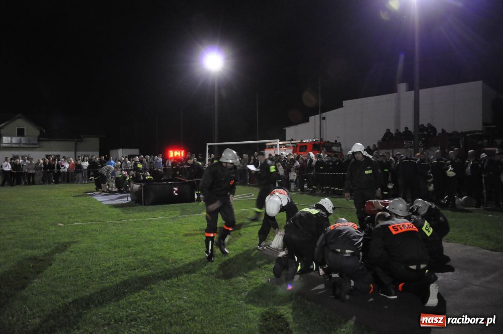 Zdjęcie w galerii na portalu naszraciborz.pl: Nocne zawody - faworyci nie zawiedli wiadomości z regionu