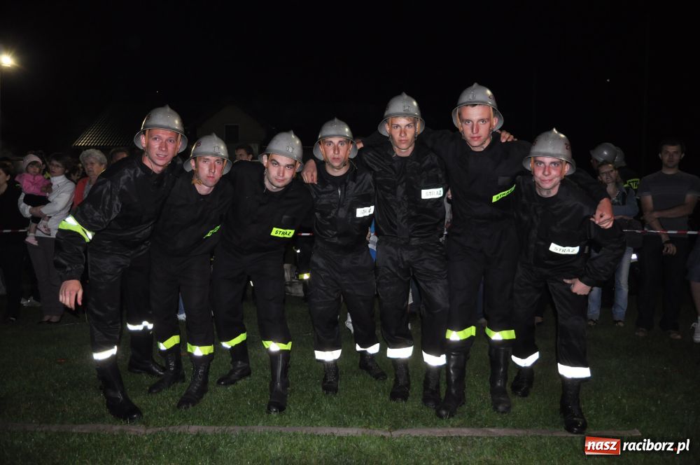 Zdjęcie w galerii na portalu naszraciborz.pl: Nocne zawody - faworyci nie zawiedli wiadomości z regionu