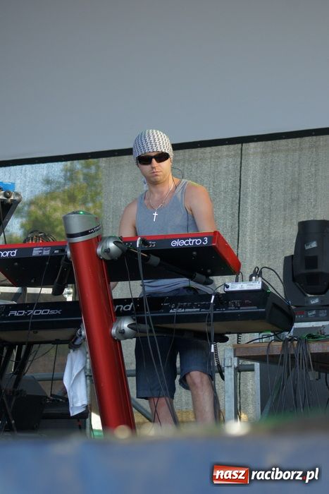 Zdjęcie w galerii na portalu naszraciborz.pl: Bednarek i Kombii - strzał w dziesiątkę wiadomości z regionu