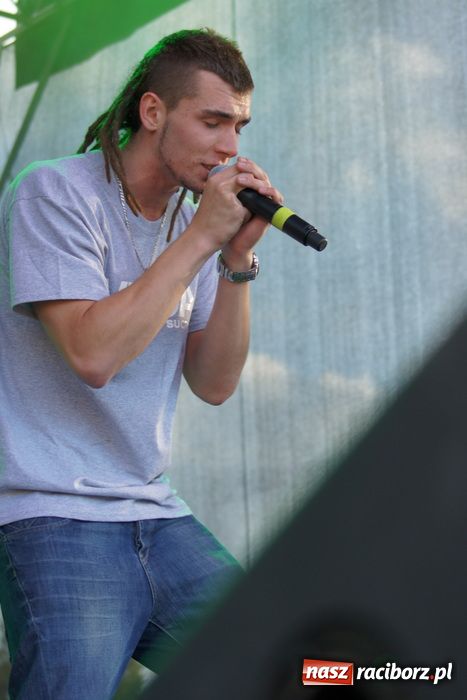 Zdjęcie w galerii na portalu naszraciborz.pl: Bednarek i Kombii - strzał w dziesiątkę wiadomości z regionu