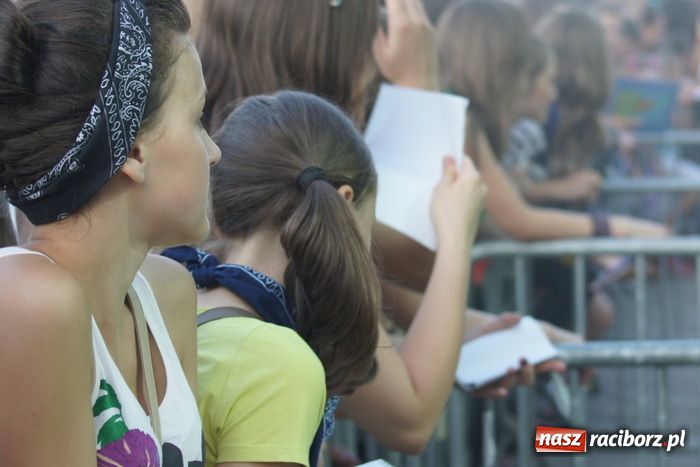 Zdjęcie w galerii na portalu naszraciborz.pl: Bednarek i Kombii - strzał w dziesiątkę wiadomości z regionu