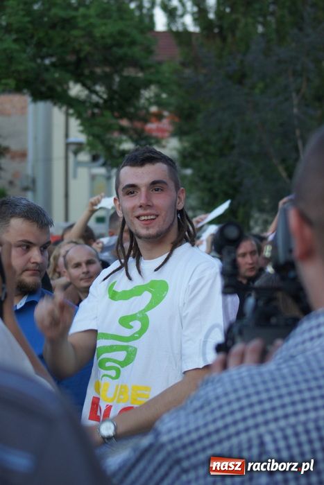 Zdjęcie w galerii na portalu naszraciborz.pl: Bednarek i Kombii - strzał w dziesiątkę wiadomości z regionu