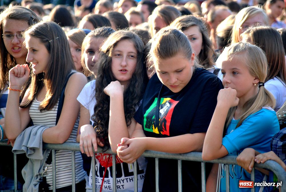Zdjęcie w galerii na portalu naszraciborz.pl: Bednarek i Kombii - strzał w dziesiątkę wiadomości z regionu