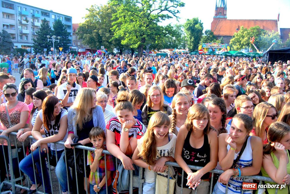 Zdjęcie w galerii na portalu naszraciborz.pl: Bednarek i Kombii - strzał w dziesiątkę wiadomości z regionu