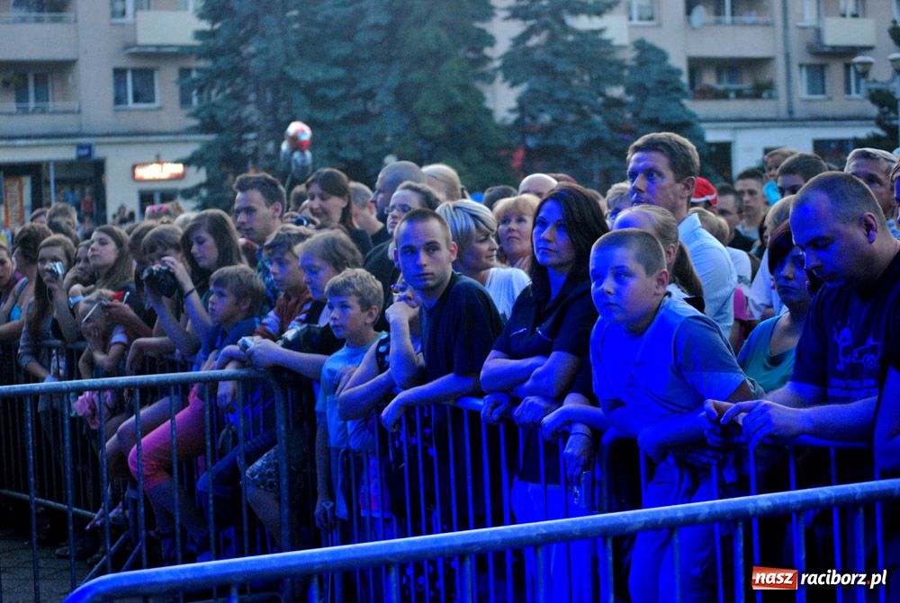 Zdjęcie w galerii na portalu naszraciborz.pl: Bednarek i Kombii - strzał w dziesiątkę wiadomości z regionu