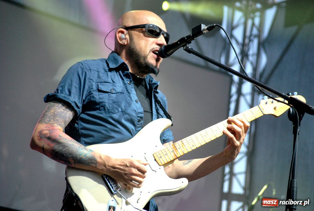 Zdjęcie w galerii na portalu naszraciborz.pl: Bednarek i Kombii - strzał w dziesiątkę wiadomości z regionu